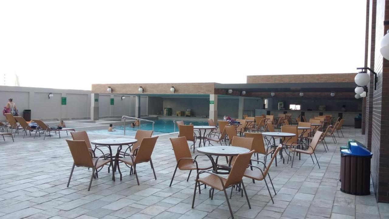 Piazza Diroma Caldas Novas Exterior foto